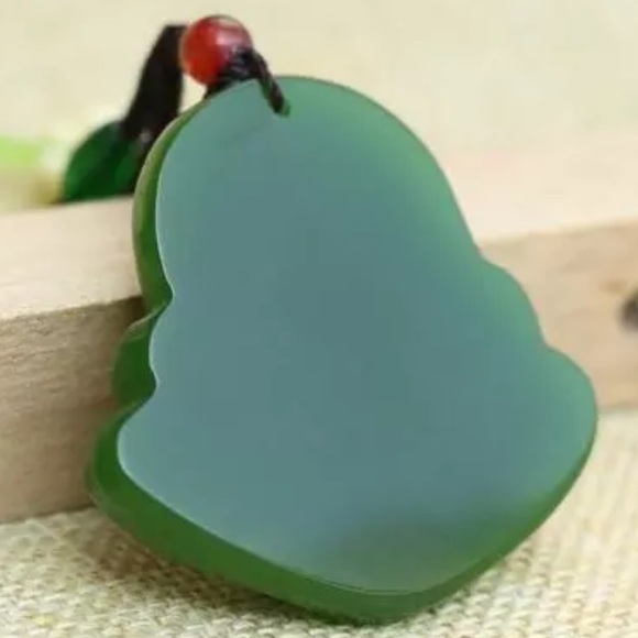 Green jade carved happy Buddha necklace - Picture 3 of 6